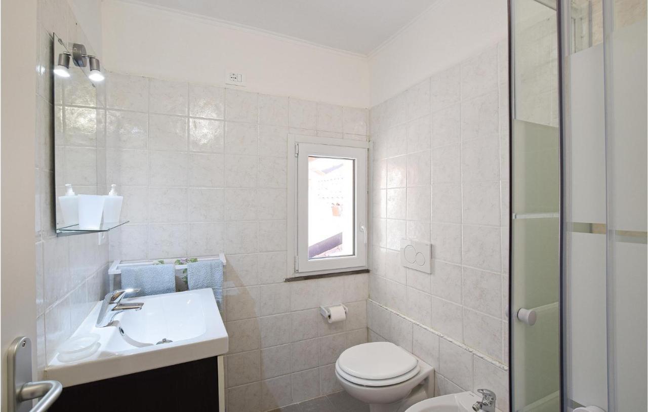 Stunning Apartment In Monte Isola With Kitchen 외부 사진